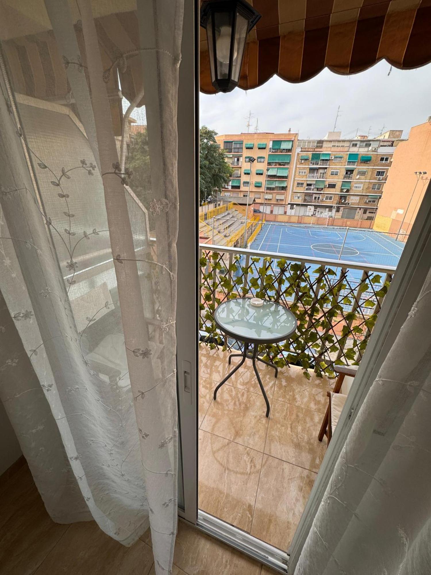 Alenia Apartments อาลิกันเต ภายนอก รูปภาพ