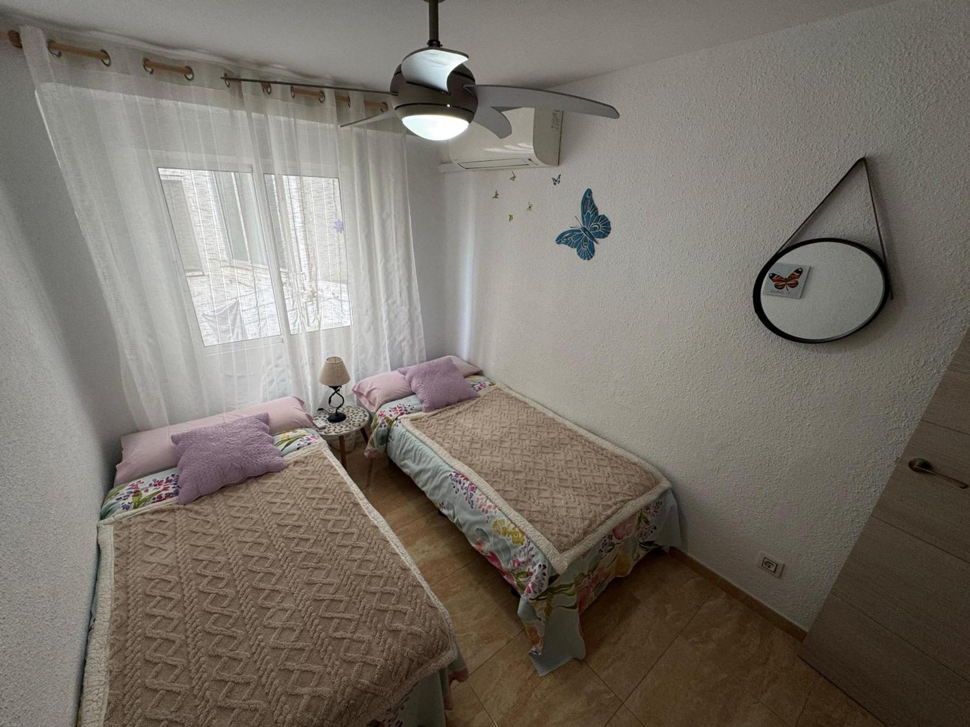Alenia Apartments อาลิกันเต ภายนอก รูปภาพ