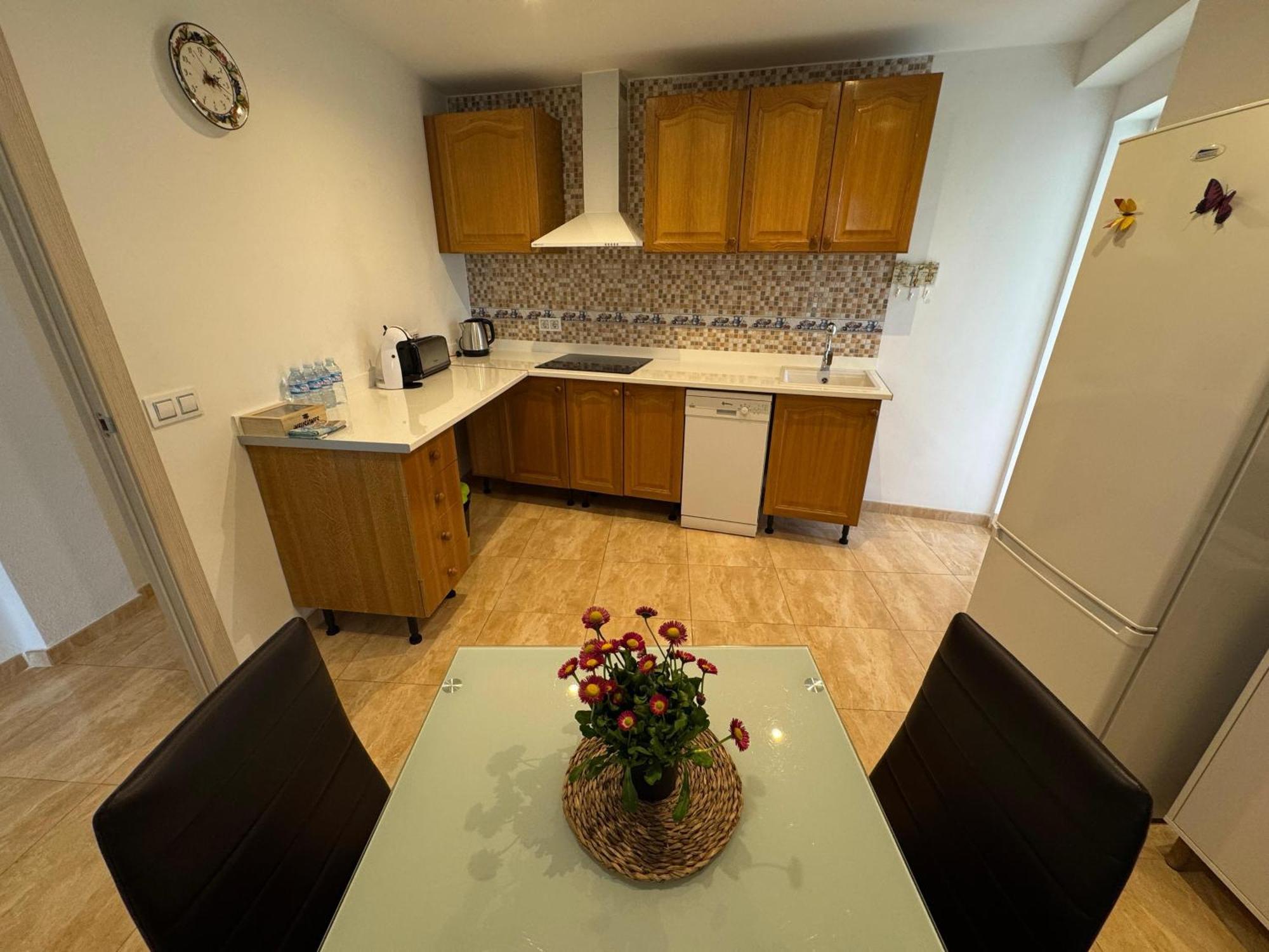 Alenia Apartments อาลิกันเต ภายนอก รูปภาพ